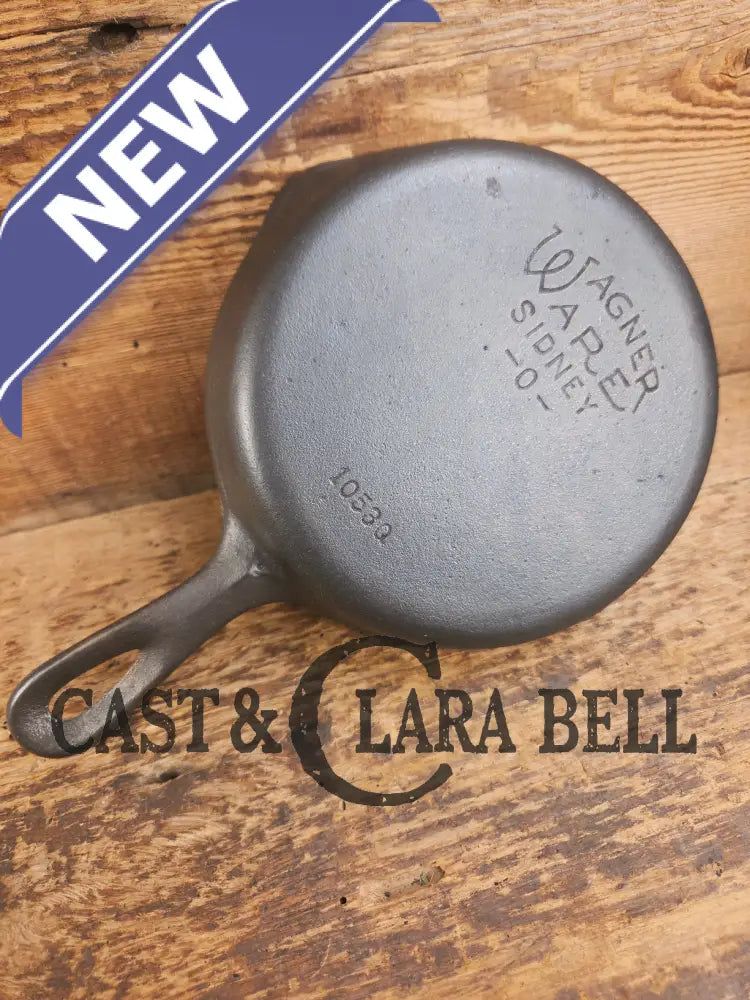 Wagner Ware #3 Cast Iron Egg Skillet with Stylized Logo and Smooth Bottom 1053 Q Skillet
