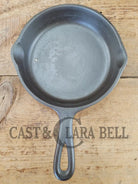 Wagner Ware #3 Cast Iron Egg Skillet with Stylized Logo and Smooth Bottom 1053 V