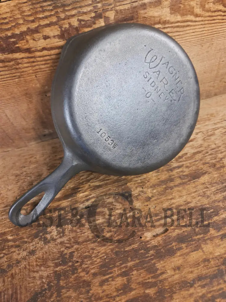Wagner Ware #3 Cast Iron Egg Skillet with Stylized Logo and Smooth Bottom 1053 W SC24 - Skillet