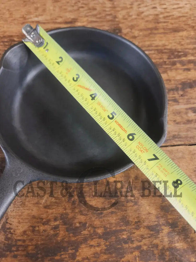 Wagner Ware #3 Cast Iron Egg Skillet with Stylized Logo and Smooth Bottom 1053 W SC24 - Skillet