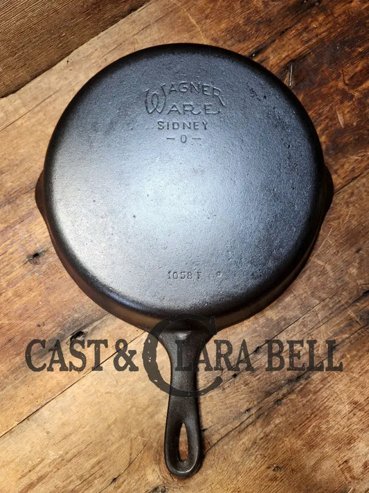 Wagner Ware #8 Cast Iron Skillet With Stylized Logo And Smooth Bottom 1058 F