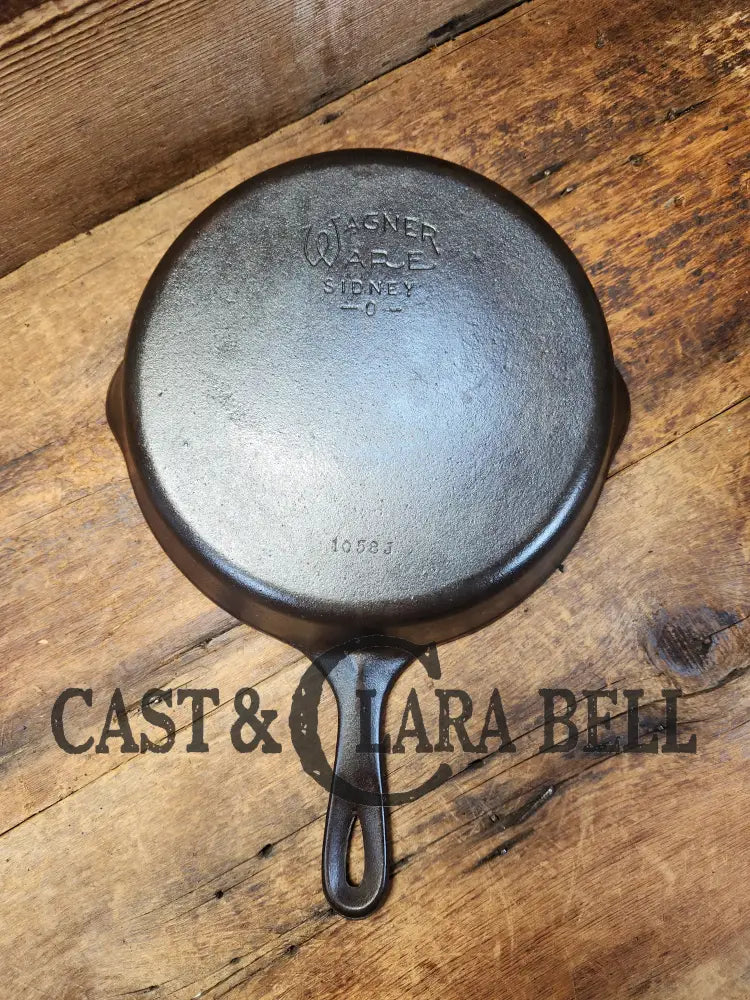 Wagner Ware #8 Cast Iron Skillet With Stylized Logo And Smooth Bottom 1058 J