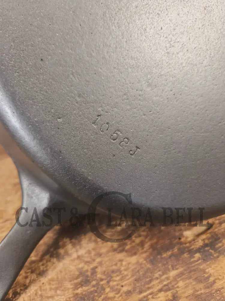 Wagner Ware #8 Cast Iron Skillet with Stylized Logo and Smooth Bottom 1058 J SC24 - Skillet