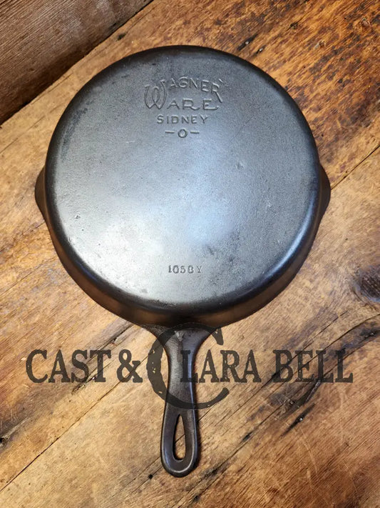 Wagner Ware #8 Cast Iron Skillet With Stylized Logo And Smooth Bottom 1058 Y