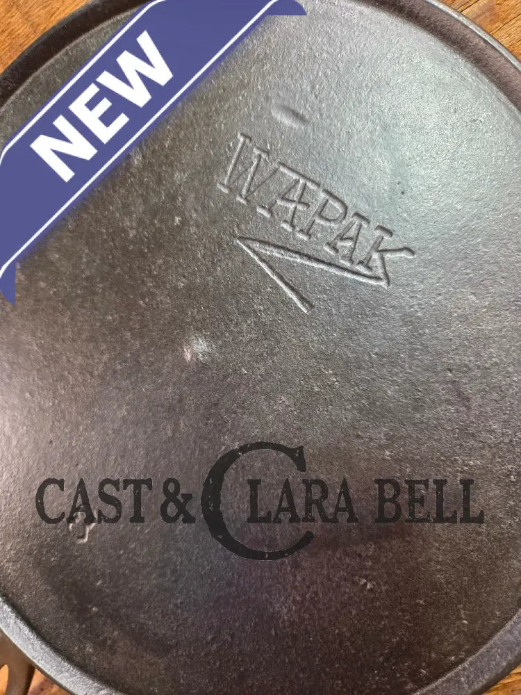 Wapak #8 Cast Iron Round Griddle Z Logo. Perfect for grilled cheese and omelets Griddle