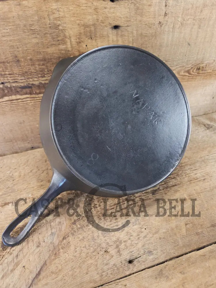 Wapak #8 straight logo with ’Ghost Mark Erie’ 704 Cast Iron Skillet Fully restored and seasoned ready to use! Skillet