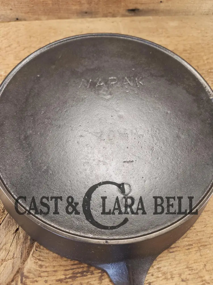Wapak #8 straight logo with ’Ghost Mark Erie’ 704 Cast Iron Skillet Fully restored and seasoned ready to use! Skillet