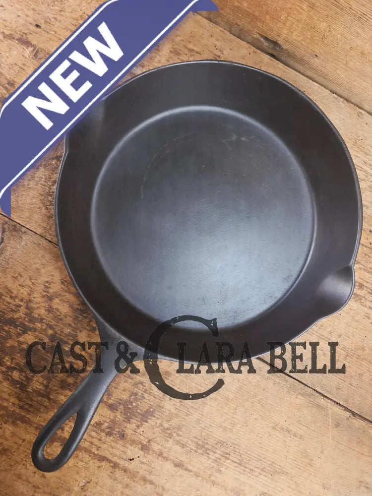 Wapak #8 straight logo with ’Ghost Mark Erie’ 704 Cast Iron Skillet Fully restored and seasoned ready to use! Skillet