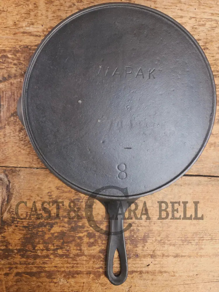 Wapak #8 straight logo with ’Ghost Mark Erie’ 704 Cast Iron Skillet Fully restored and seasoned ready to use! Skillet