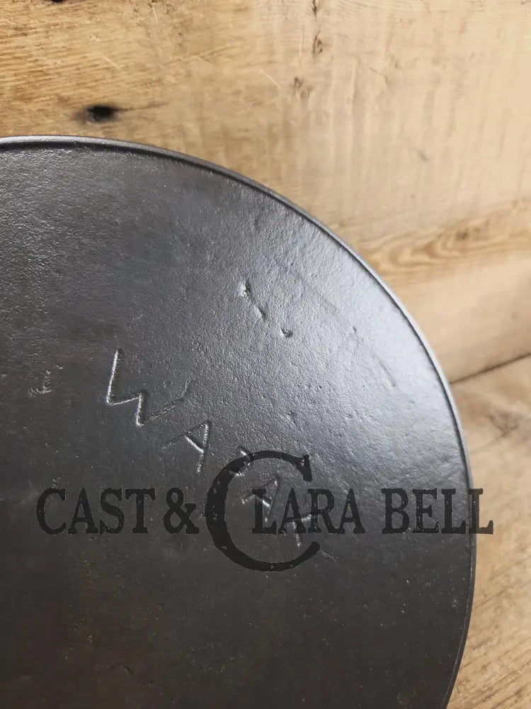 Wapak #9 with ’Ghost Mark Erie’ Cast Iron Skillet Fully restored and seasoned ready to use! Skillet