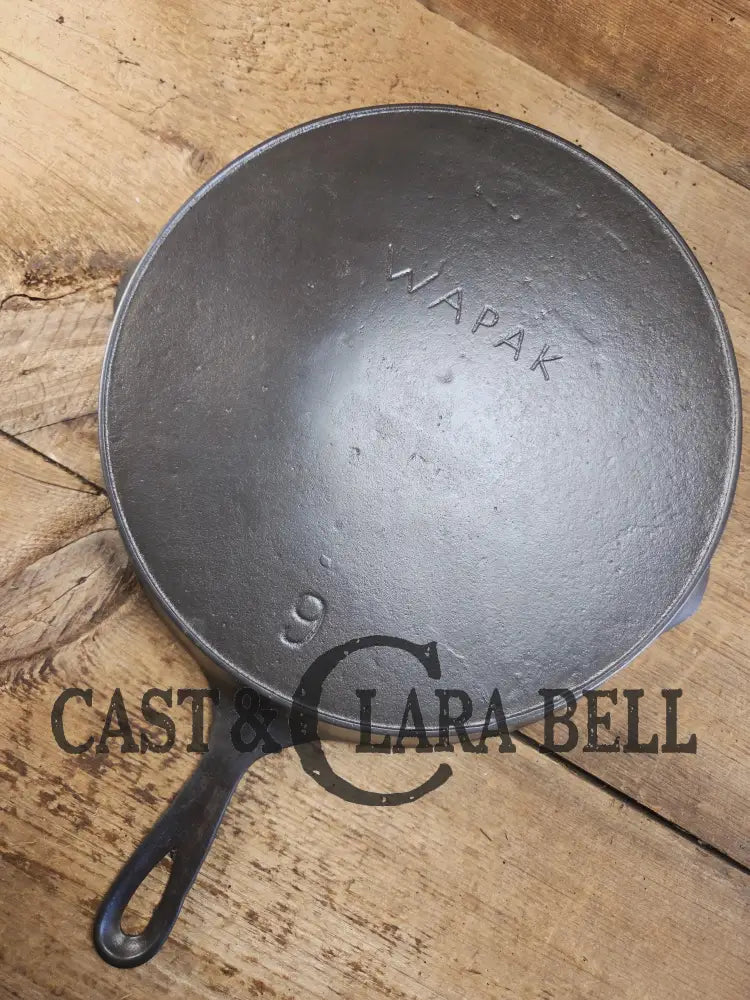 Wapak #9 with ’Ghost Mark Erie’ Cast Iron Skillet Fully restored and seasoned ready to use! Skillet