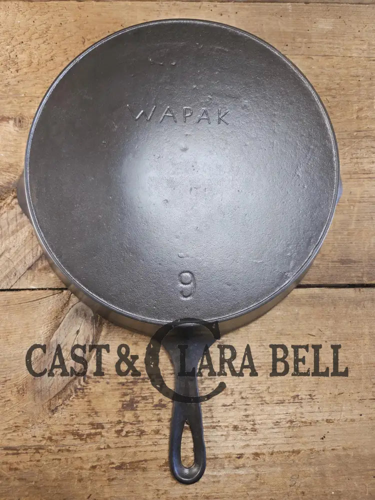 Wapak #9 with ’Ghost Mark Erie’ Cast Iron Skillet Fully restored and seasoned ready to use! Skillet