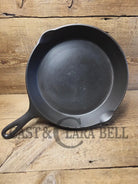 1930’s Wardway by Wagner Cast iron Skillet. #9 Size #1433. These are not found often beautiful every day skillet with a