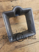 What a COOL novelty! Rare Dixie Mfg and Co. Dixie Dog cornbread waffle iron! Waffle Iron