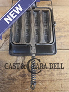 What a COOL novelty! Rare Dixie Mfg and Co. Dixie Dog cornbread waffle iron! Waffle Iron