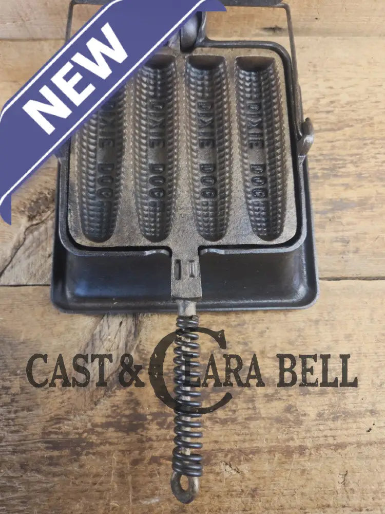 What a COOL novelty! Rare Dixie Mfg and Co. Dixie Dog cornbread waffle iron! Waffle Iron