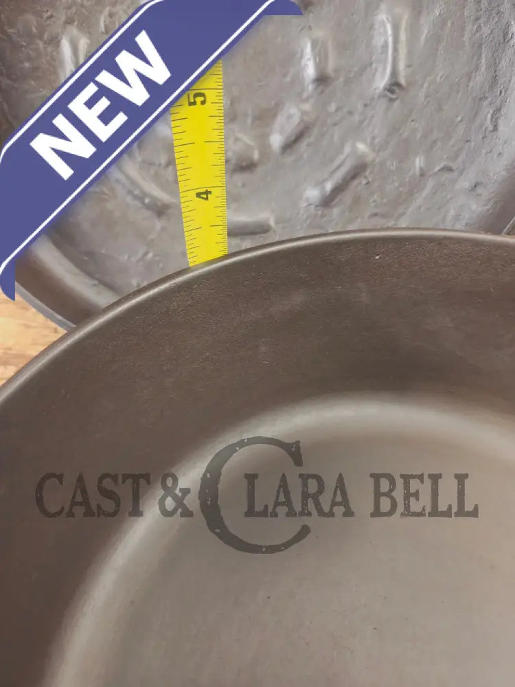 What is a ’hammered ugly’ #8 Chicken Fryer? A very cool unusual piece! - Skillet
