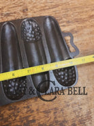 What? Why? How? THE unique not often found Lodge ’California Acorn’ Pan. Collector’s Must Have make controversial