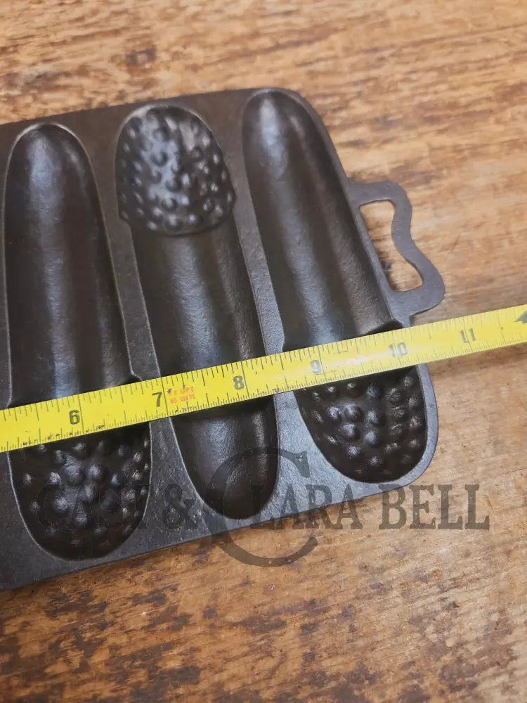 What? Why? How? THE unique not often found Lodge ’California Acorn’ Pan. Collector’s Must Have make controversial