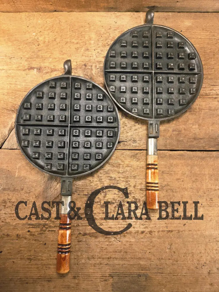 Whoa!! 1910’s Early Wagner ’Arc’ style logo Mfg Co. Sidney O #8 Waffle Iron with Short Base!