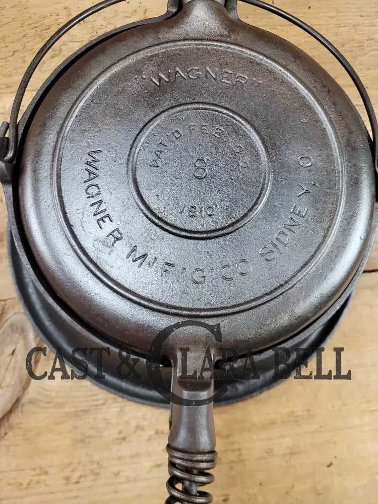 Whoa!! 1910’S Early Wagner ’Arc’ Style Logo Mfg Co. Sidney O #8 Waffle Iron With Tall Base!