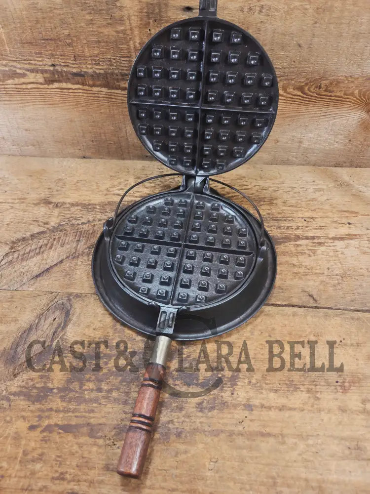 Whoa!! 1910’s Early Wagner Mfg Co. Sidney O #8 Waffle Iron with Short Base - Waffle Iron