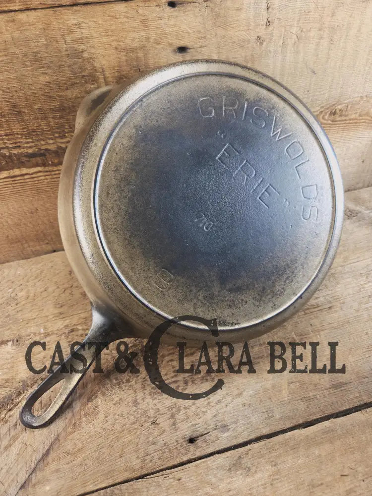 Whoa Unique! 1905-06 ’Griswold’s Erie’ #9 Cast Iron Skillet. Beautiful transition piece between Erie and Early Slant