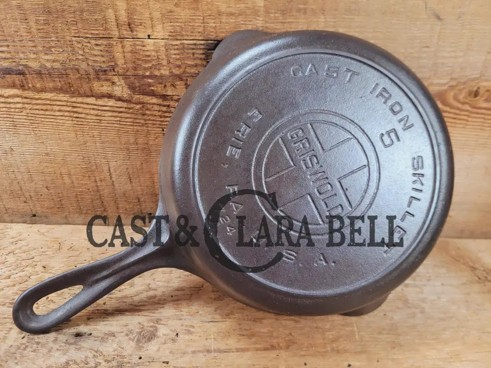 Whoa Very Hard To Find! 1920’S Griswold #5 Cast Iron Skillet With Large Block Logo Heat Ring Full