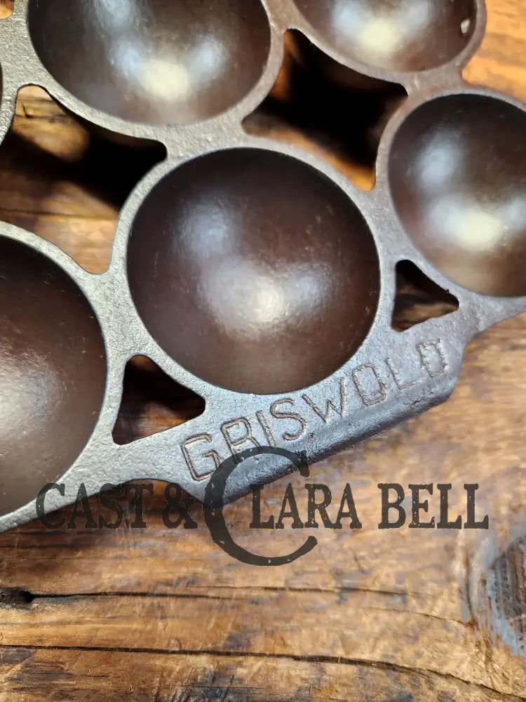 Wonderful Gift Idea Or Treat For Yourself! 1920’S Griswold 12 Cup Brownie Pan P/N 947. Variation