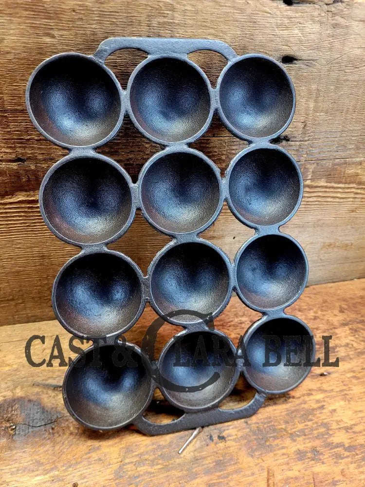 Wonderful Gift Idea Or Treat For Yourself! 1920’S Unmarked Griswold 12 Cup Brownie Pan P/N 947.