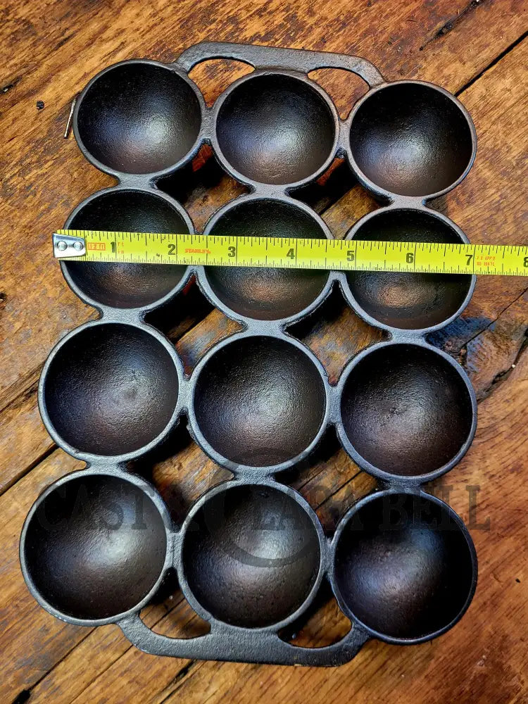 Wonderful Gift Idea Or Treat For Yourself! 1920’S Unmarked Griswold 12 Cup Brownie Pan P/N 947.