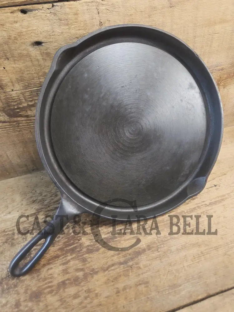 Wonderful utility griddle! Wagner Ware Fat Free Fryer skillet griddle with rim drain 1102 E. Perfect for pancakes or