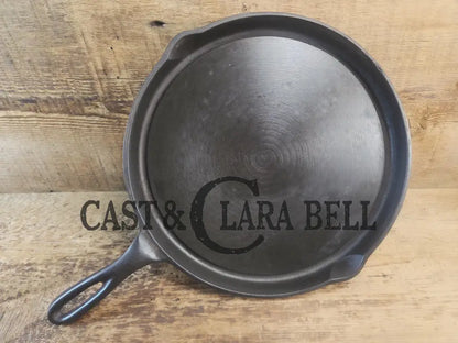 Wonderful utility griddle! Wagner Ware Fat Free Fryer skillet griddle with rim drain 1102 E. Perfect for pancakes or