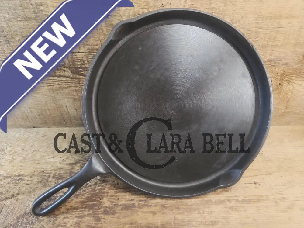 Wonderful utility griddle! Wagner Ware Fat Free Fryer skillet griddle with rim drain 1102 E. Perfect for pancakes or