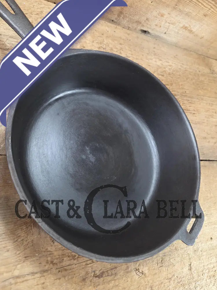 Workhorse Fryer! 1940’s Wagner #8 Cast Iron DEEP Skillet 10 1/2 inch Skillet. Chicken Fryer Skillet