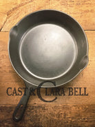 Workhorse Fryer! 1940’s Wagner #8 Cast Iron DEEP Skillet 10 1/2 inch Skillet with helper tab. Chicken Fryer Skillet