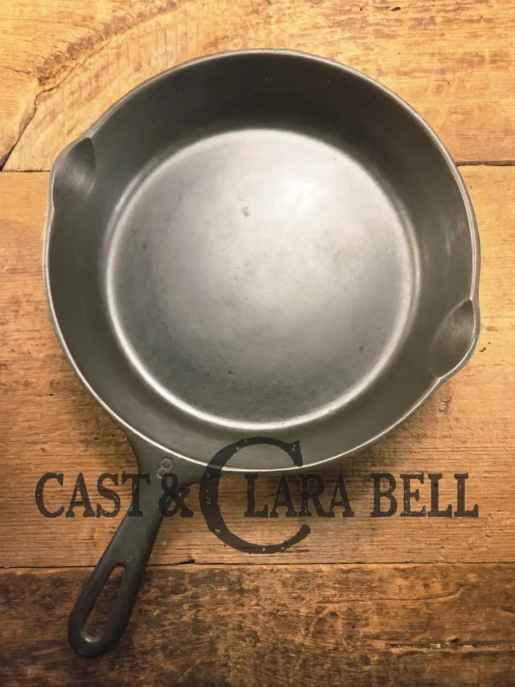 Workhorse Fryer! 1940’s Wagner #8 Cast Iron DEEP Skillet 10 1/2 inch Skillet with helper tab. Chicken Fryer Skillet
