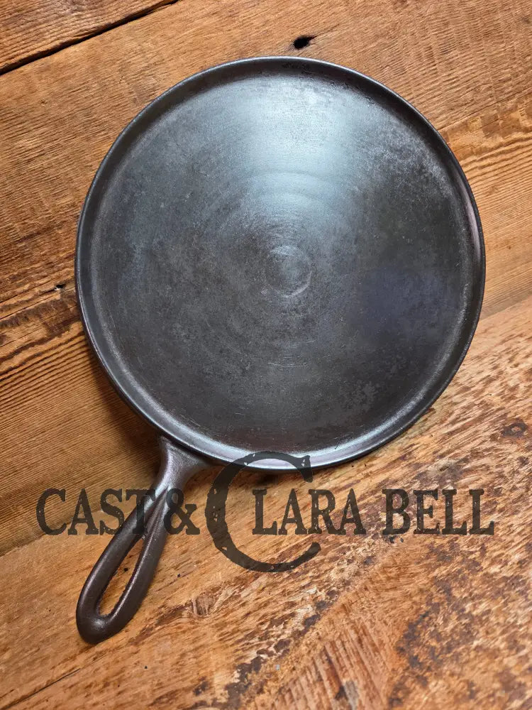 Wow 1890’s era Erie (Griswold) #8 Round Griddle ERIE 738. Lightweight and what a story to tell Griddle