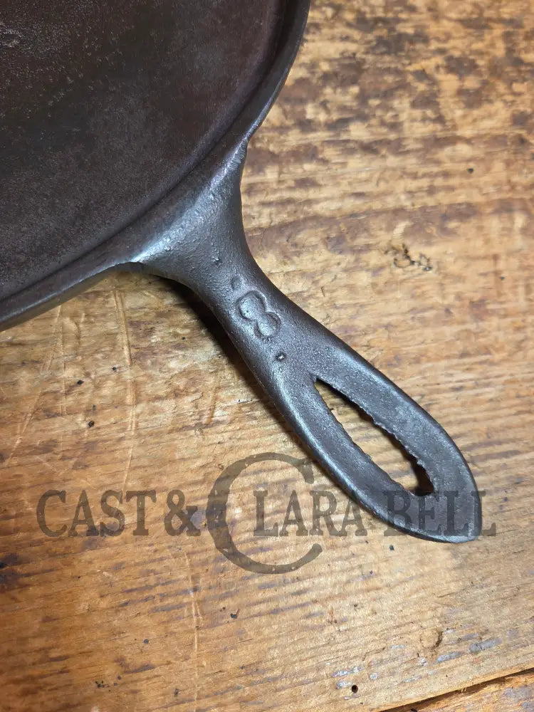 Wow 1890’s era Erie (Griswold) #8 Round Griddle ERIE 738. Lightweight and what a story to tell Griddle