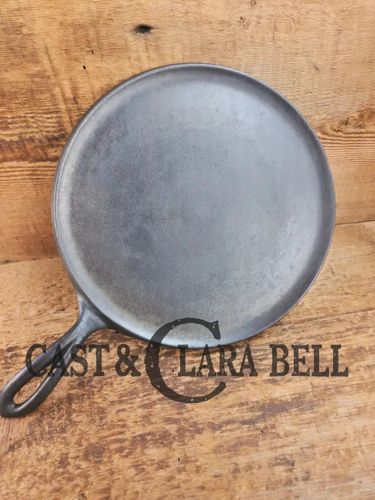 Wow 1890’s era Erie (Griswold) #8 Round Griddle ERIE 738. Lightweight and what a story to tell! Griddle