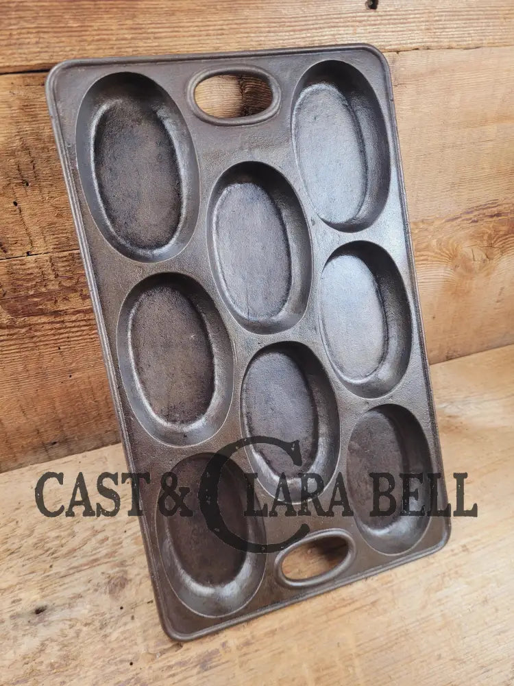 Wow! 1900’s Bridge Beach & Company #2 oval style gem pan. Priced to sell for small crack perfect for baking still after