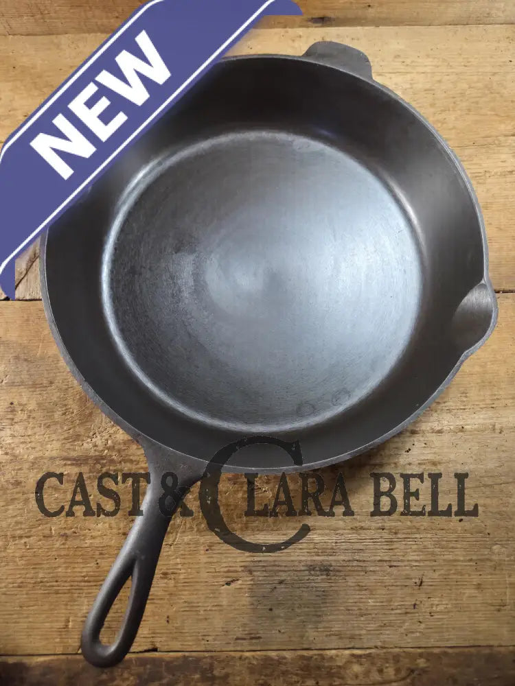 Wow. 1910-20’s era Lodge #12 Cast Iron Skillet with Single Notch Heat Ring. HUGE and perfect for large batch cooking