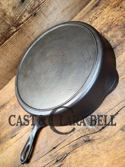 Wow. 1910’S Era Griswold #12 Erie Skillet With Heat Ring And Large Block Slant Logo 719.