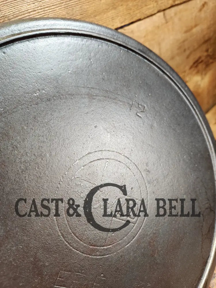 Wow. 1910’S Era Griswold #12 Erie Skillet With Heat Ring And Large Block Slant Logo 719.