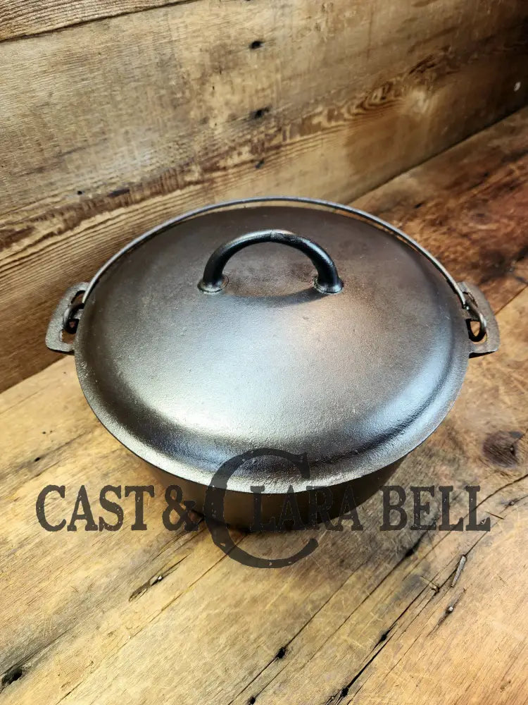 Wow! 1910’S Griswold Slant Logo ’Erie’ No. 9 Cast Iron Dutch Oven With Very Early 2552 Low