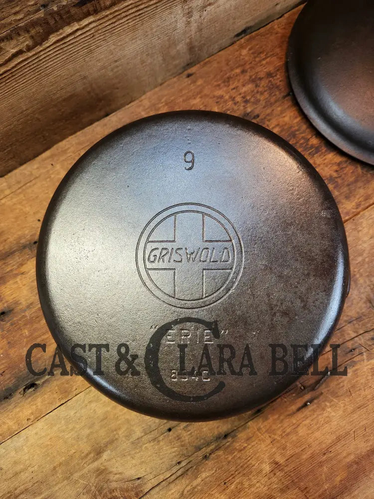 Wow! 1910’S Griswold Slant Logo ’Erie’ No. 9 Cast Iron Dutch Oven With Very Early 2552 Low