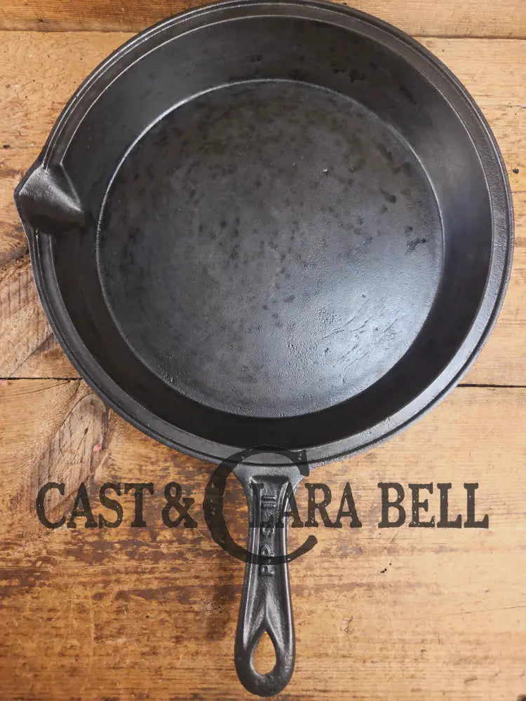 WOW! Authentic Philo Penfield Stewart Mid 1800’s elegant HUGE raised P.P.S. #11 skillet. This is a tough one to find!