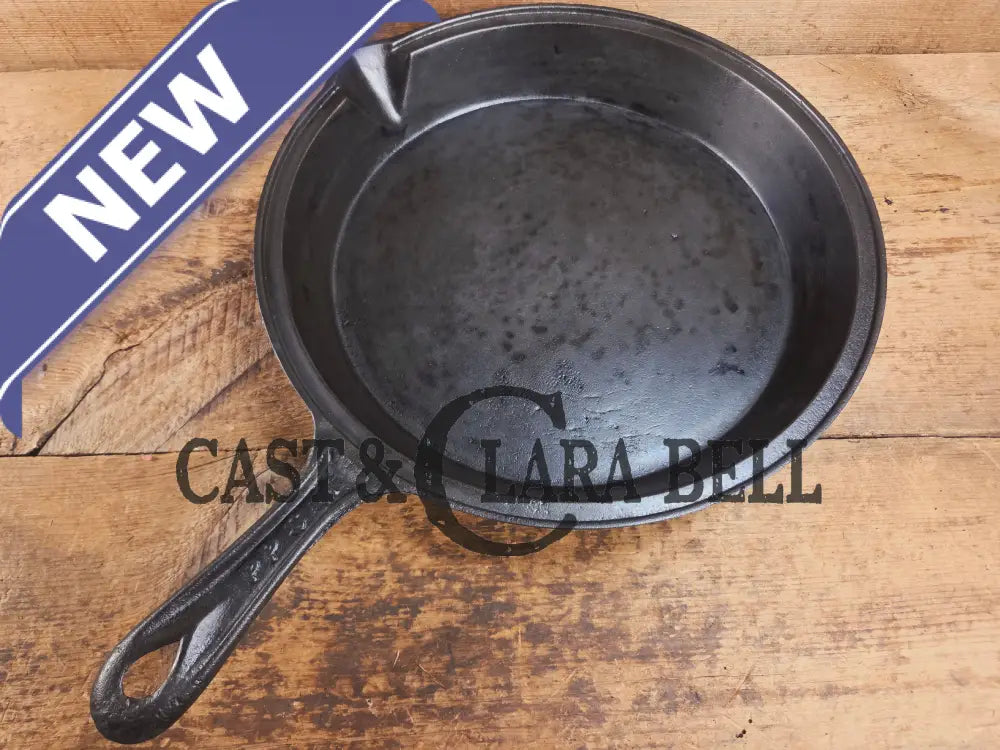 WOW! Authentic Philo Penfield Stewart Mid 1800’s elegant HUGE raised P.P.S. #11 skillet. This is a tough one to find!