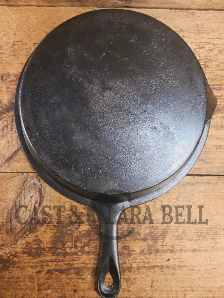 WOW! Authentic Philo Penfield Stewart Mid 1800’s elegant HUGE raised P.P.S. #11 skillet. This is a tough one to find!