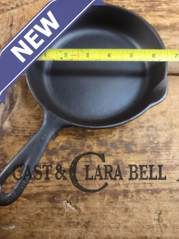 Wow Beautiful #3 Ozark (St. Louis MO) cast iron skillet. Beautiful! Skillet